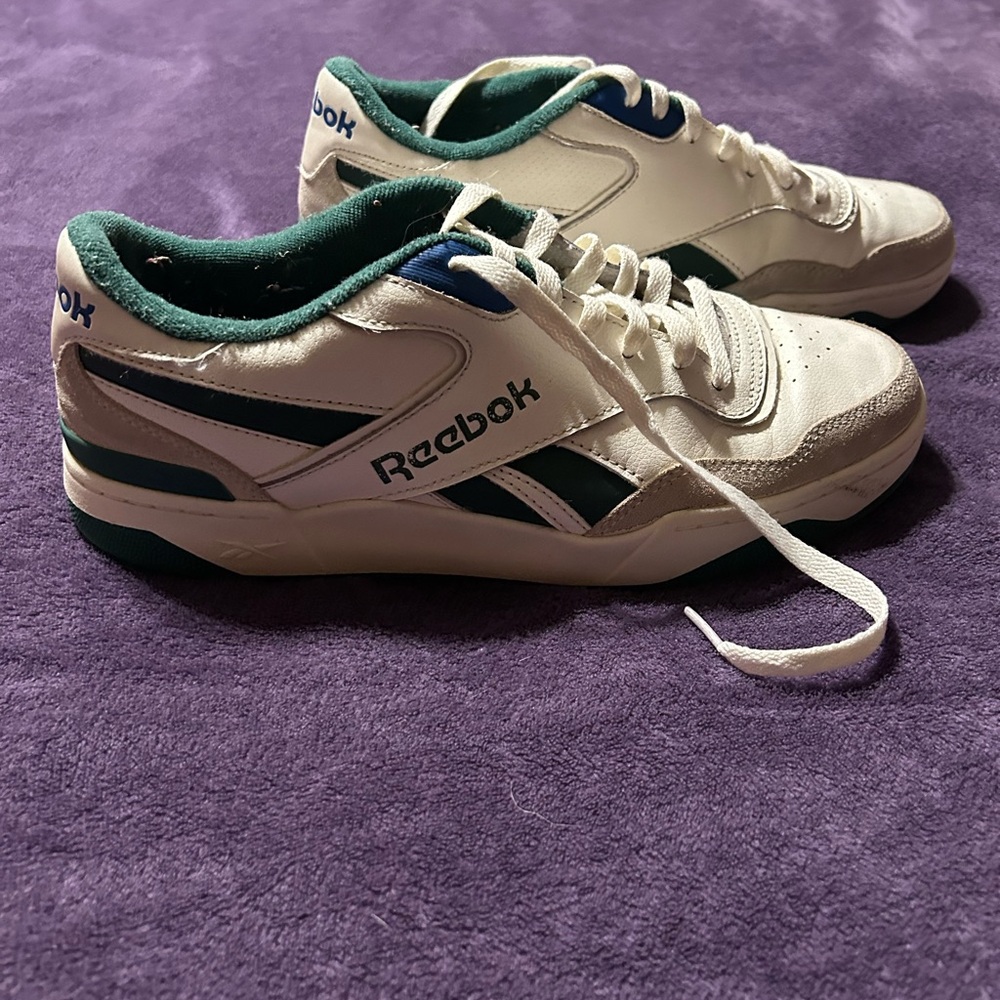 Reebok White and Green Sneakers